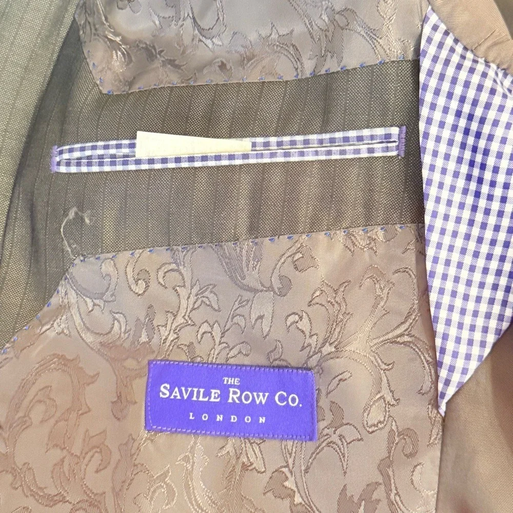 The Savile‎ Row Men's Dark Gray with black stripe Blazer size 40 R Double Vent